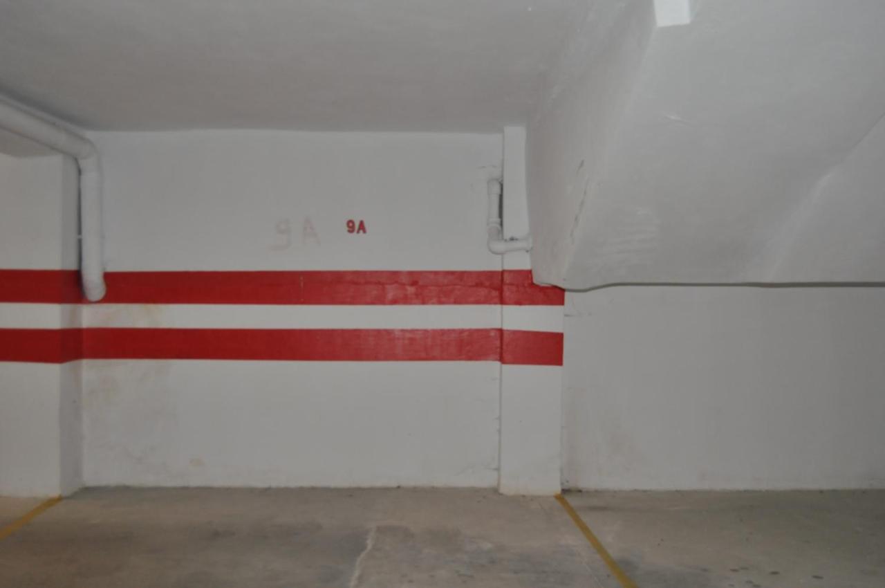 Seafront High Standard Apartment 마르틸 외부 사진